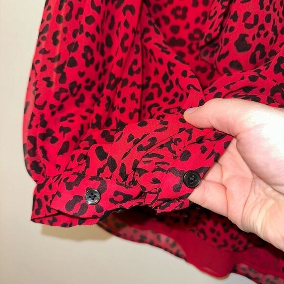Chicos Women’s Bow Button Blouse Red Black Size 0 (Small) NWT - Picture 5 of 13